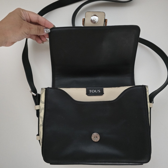TOUS Medium Black and White Kaos Icon Crossbody bag - Picture 8 of 17
